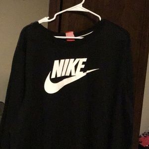 Women’s Nike long sleeve